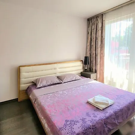 Апартаменти And In Sunny Dream Family Complex In